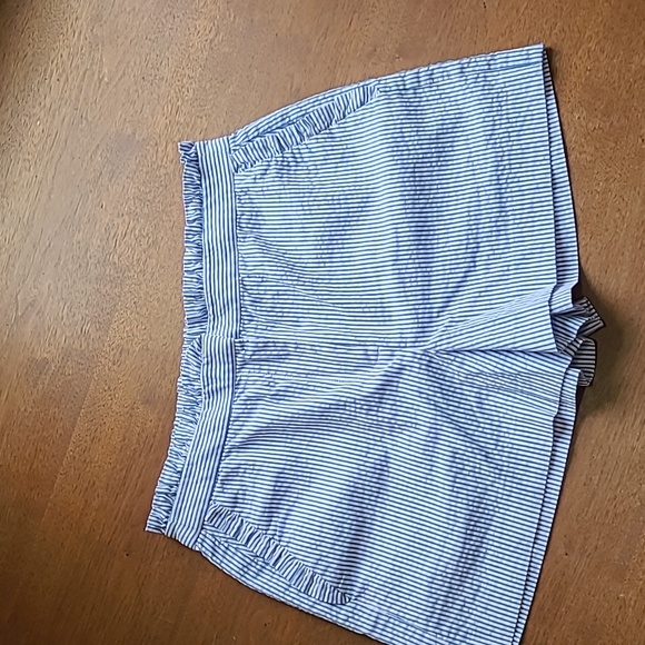 J. Crew Pants - JCREW Pinstripe shorts Size 4